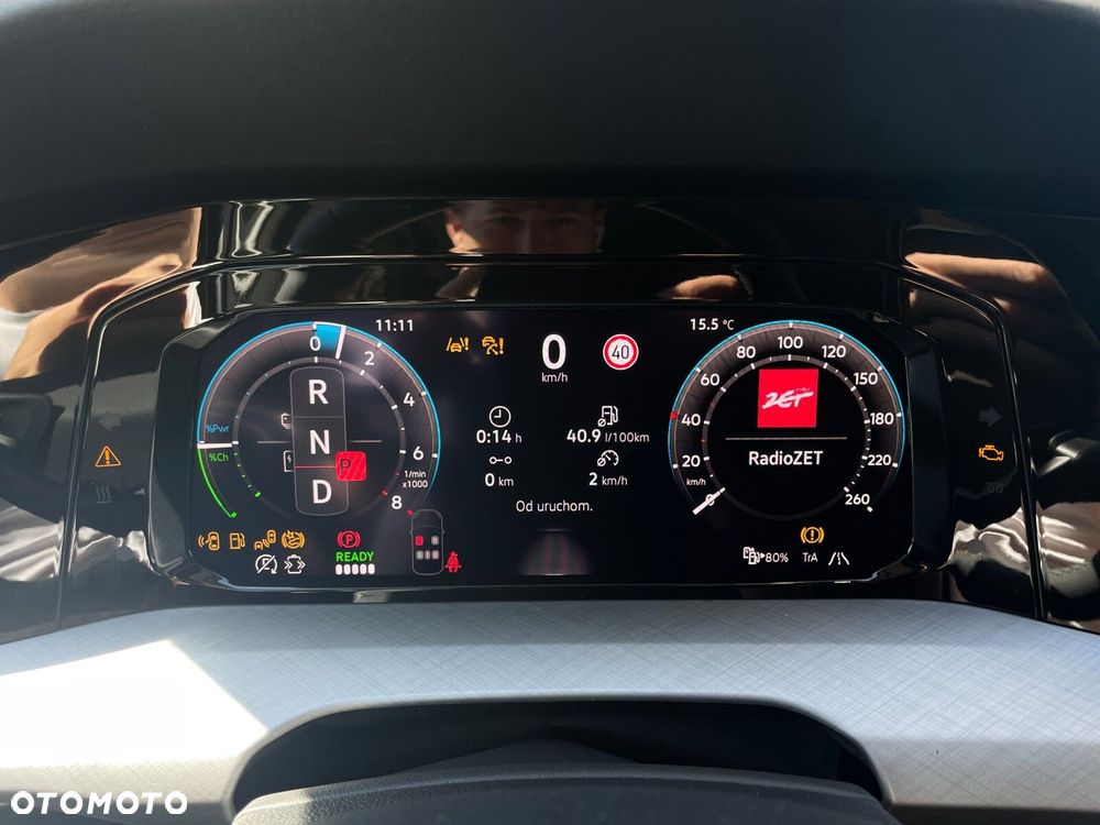 Volkswagen Golf - 16