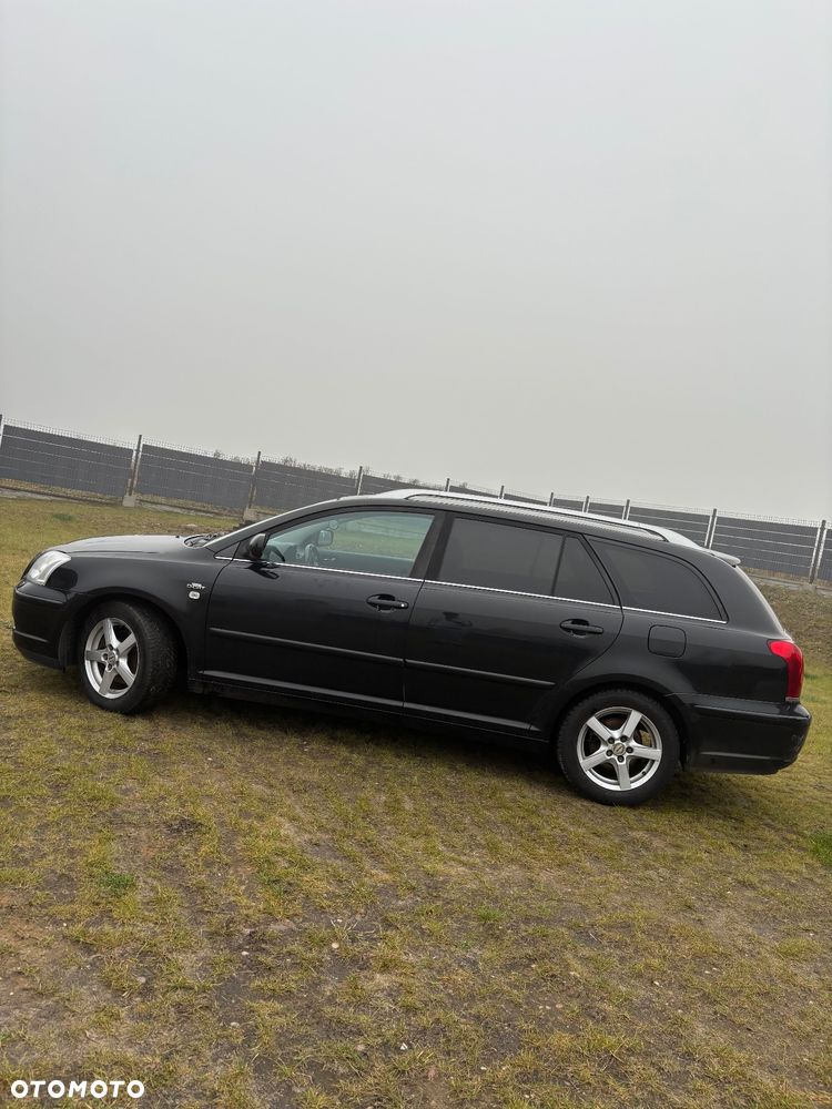 Toyota Avensis 2.2 D-4D Sol - 7