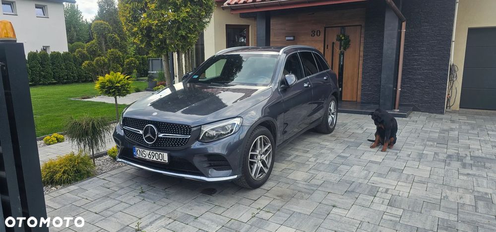 Mercedes-Benz GLC 250 d 4Matic 9G-TRONIC AMG Line - 8