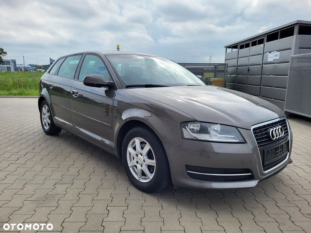 Audi A3 Sportback - 4