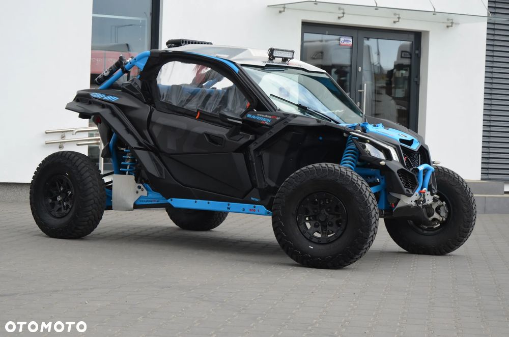 Can-Am Maverick - 2