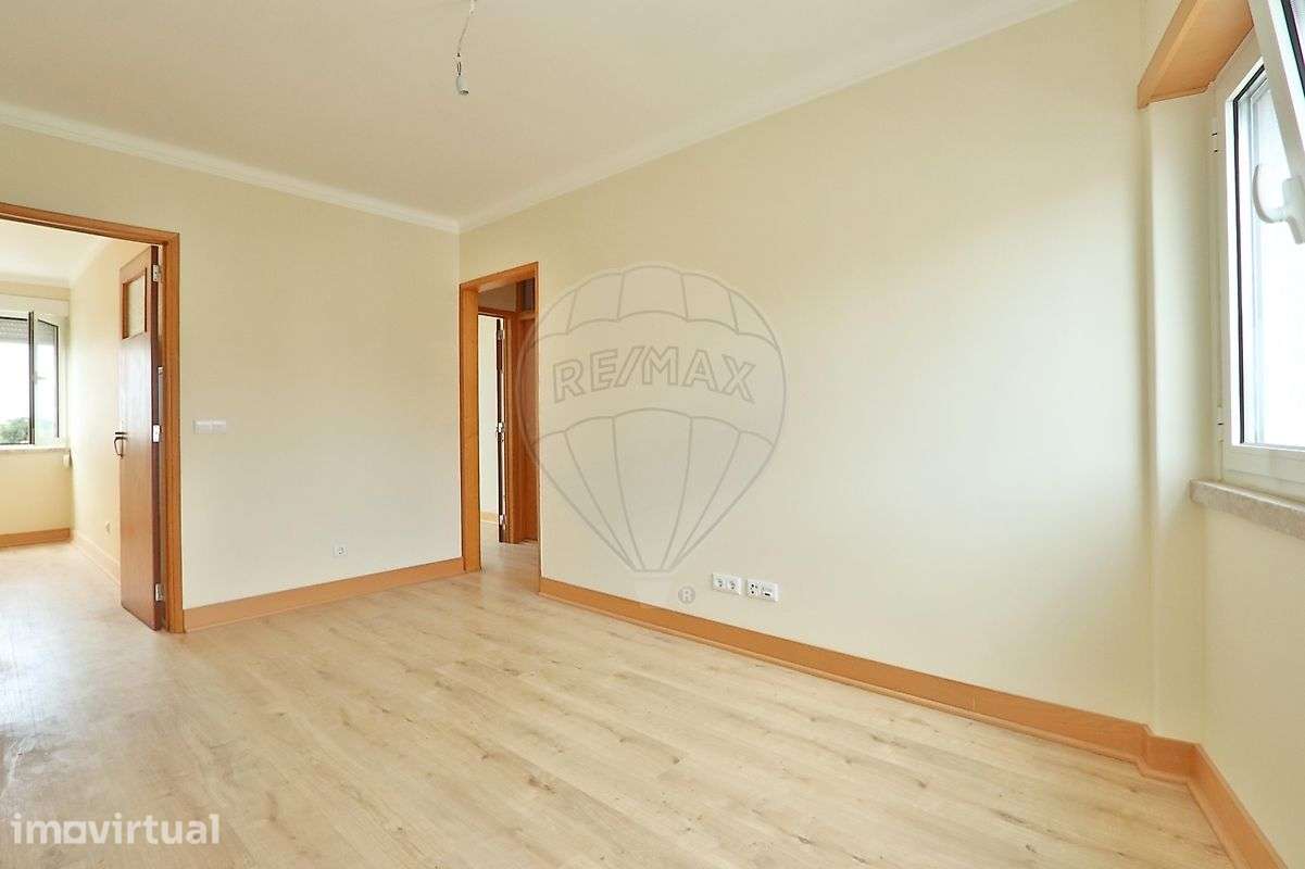 Apartamento T1 para arrendamento - Grande imagem: 3/16