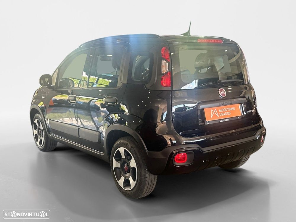 Fiat Panda 1.0 Hybrid (RED) — fotografia 3