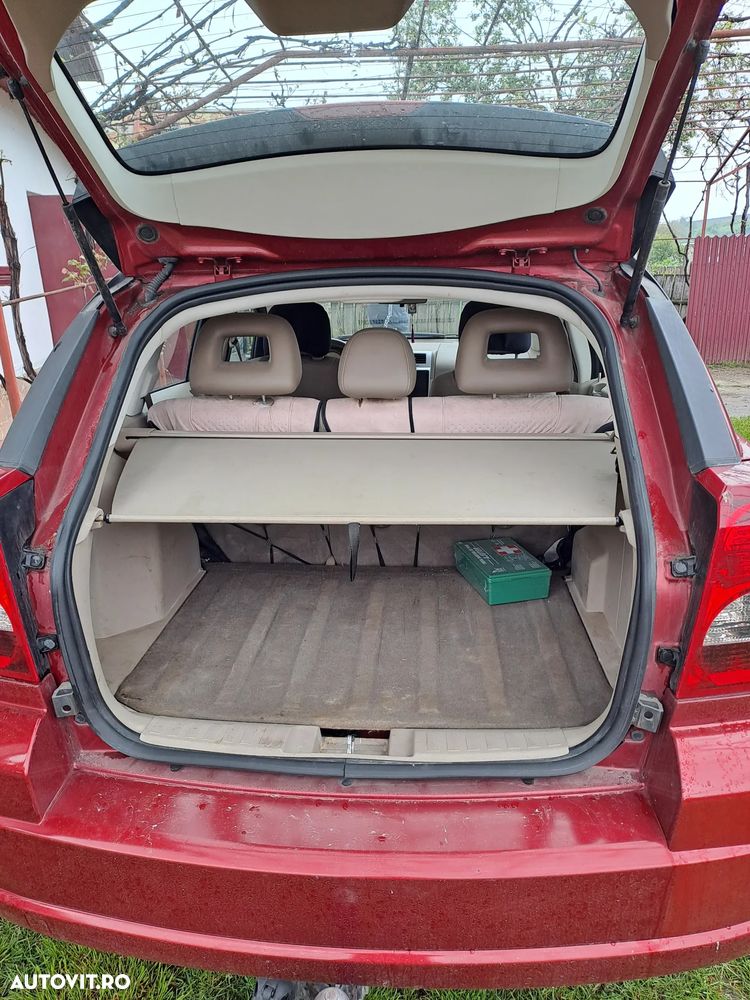 Dodge Caliber - 4