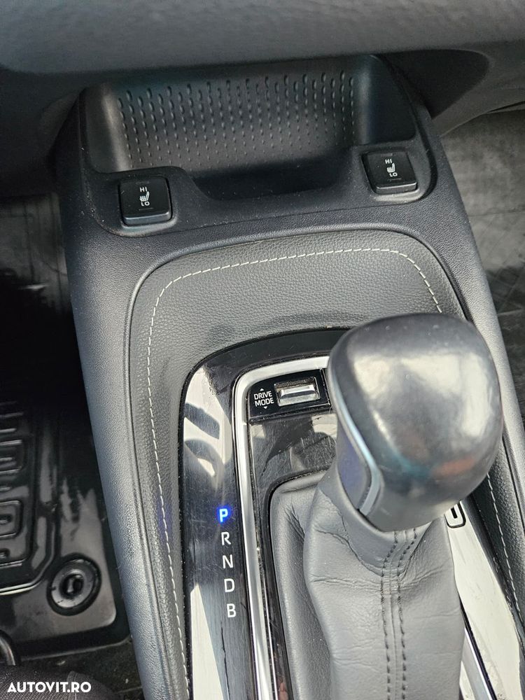 Toyota Corolla 1.8 Business Edition - 17