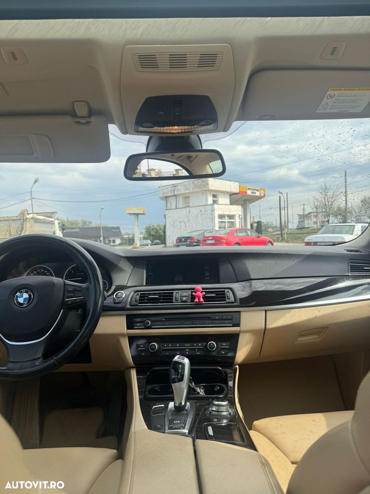 BMW Seria 5 525d Aut. - 6