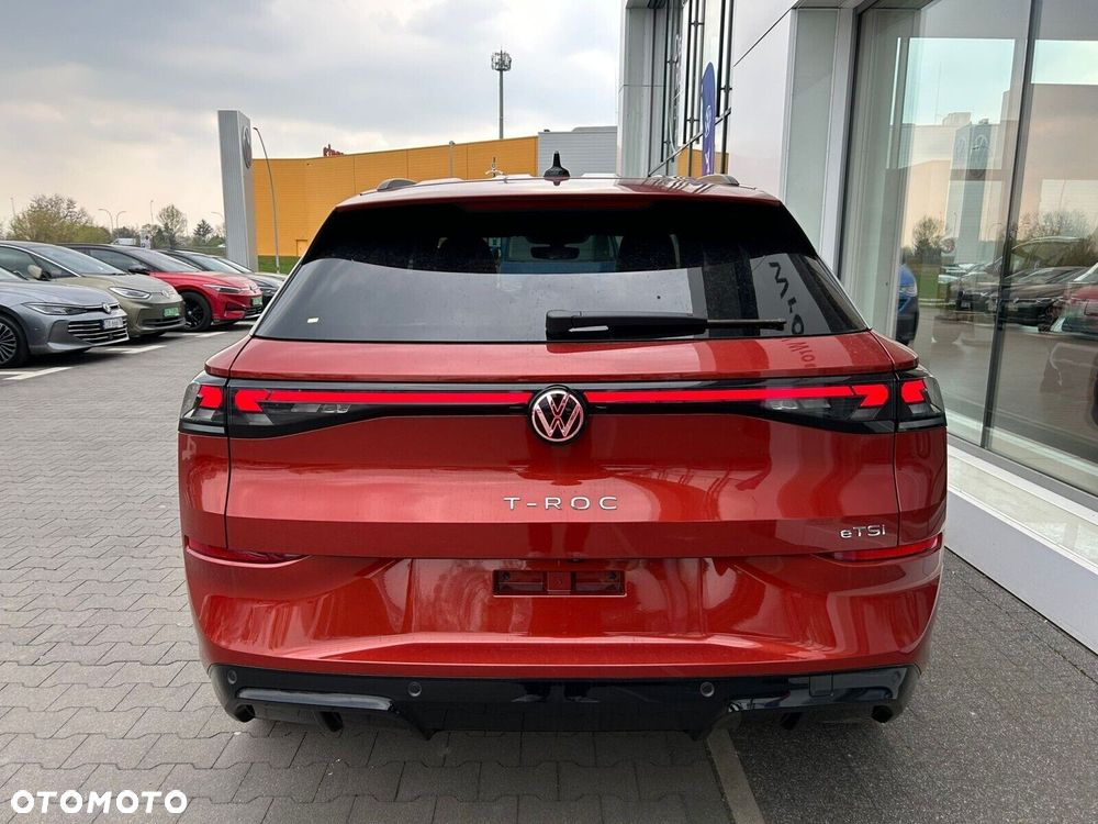 Volkswagen T-Roc - 11