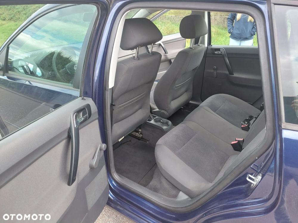 Volkswagen Polo - 7
