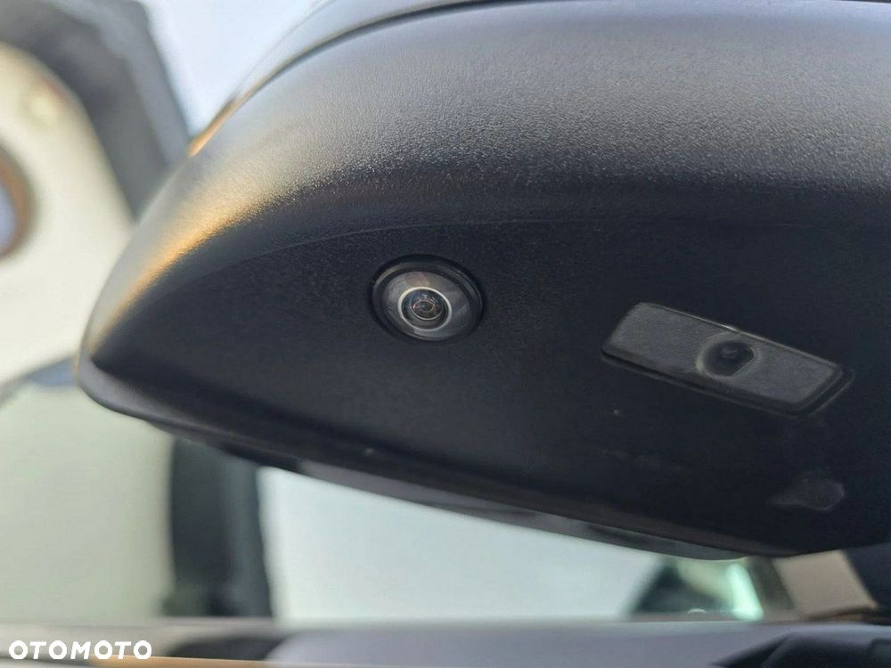 Mercedes-Benz GLE - 22