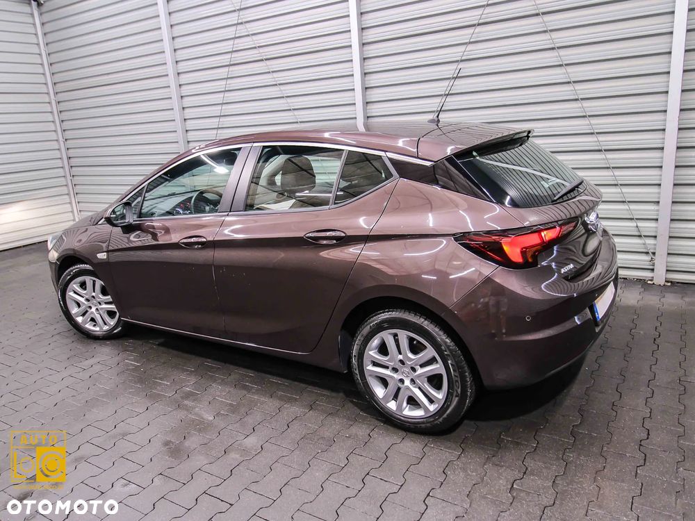 Opel Astra 1.4 T Enjoy - 4