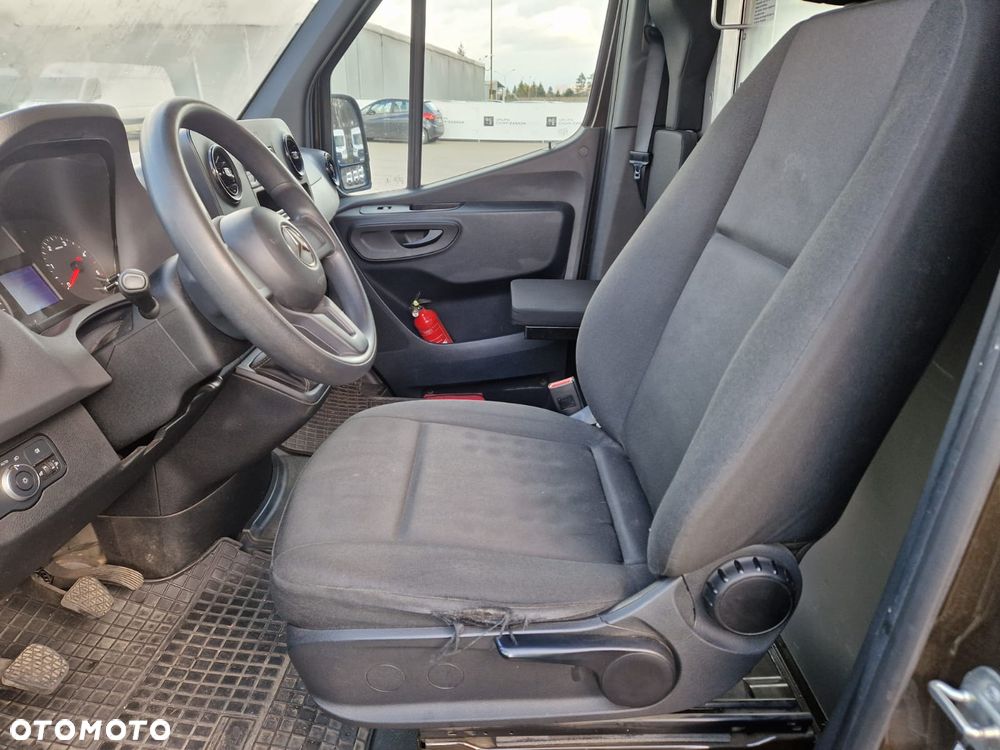 Mercedes-Benz 315 Sprinter - 13