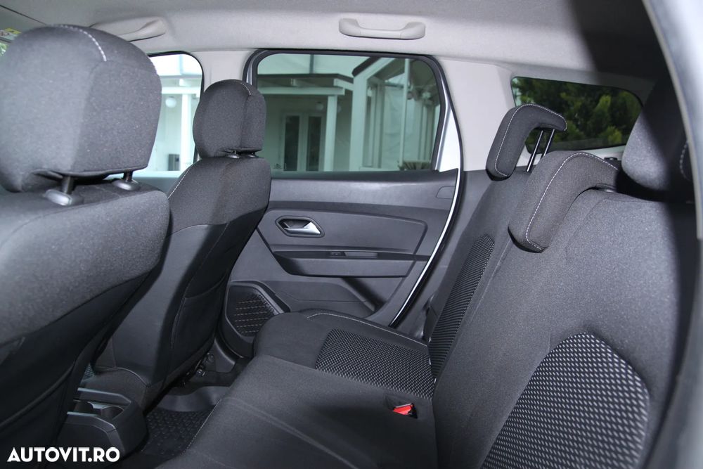 Dacia Duster 1.6 SCe Prestige jante 17" - 34