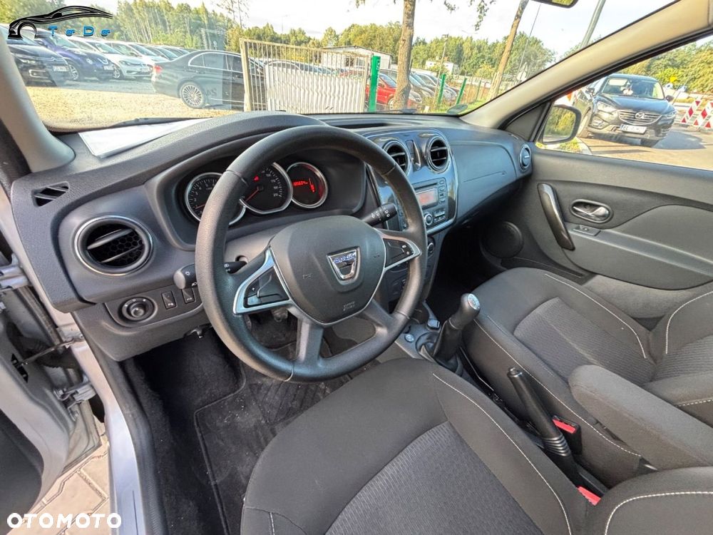 Dacia Sandero 0.9 TCe SL Celebration S&S EU6 - 25