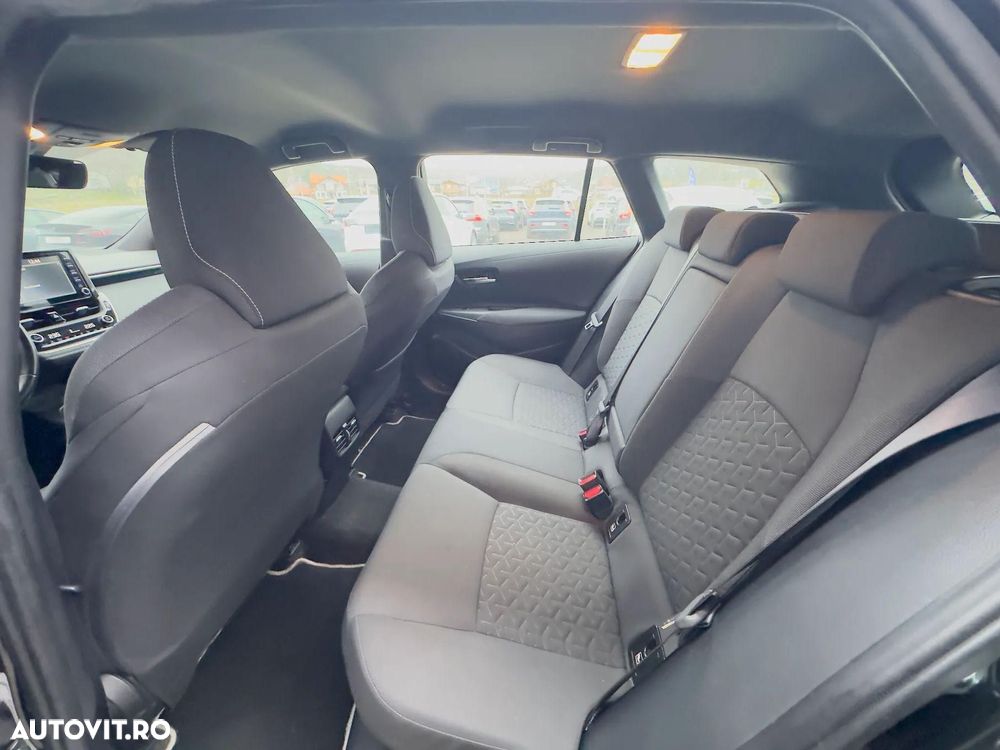 Toyota Corolla 1.8 HSD TS Dynamic - 15