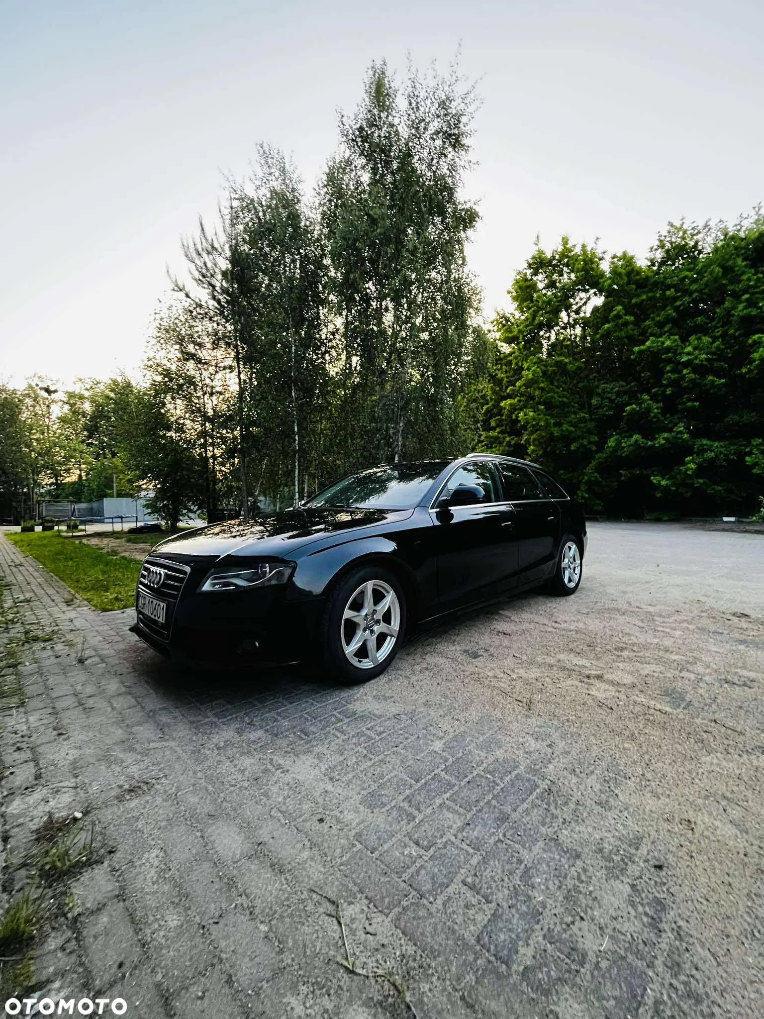 Audi A4 Avant 2.0 TDI DPF S line Sportpaket - 2