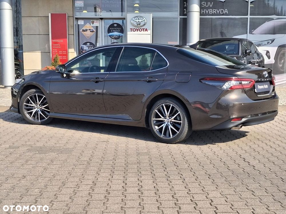 Toyota Camry 2.5 Hybrid Executive CVT - 4