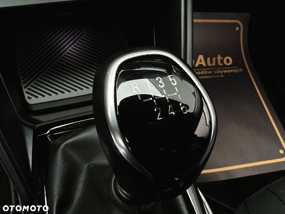 Citroën C4 PureTech 100 Stop&Start FEEL - 32