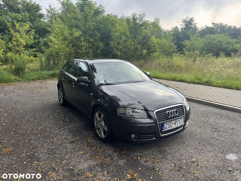 Audi A3 Sportback - 1