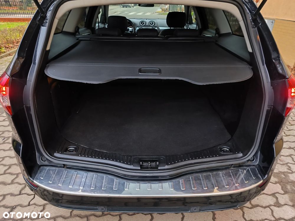 Ford Mondeo 2.0 TDCi Black Magic - 22