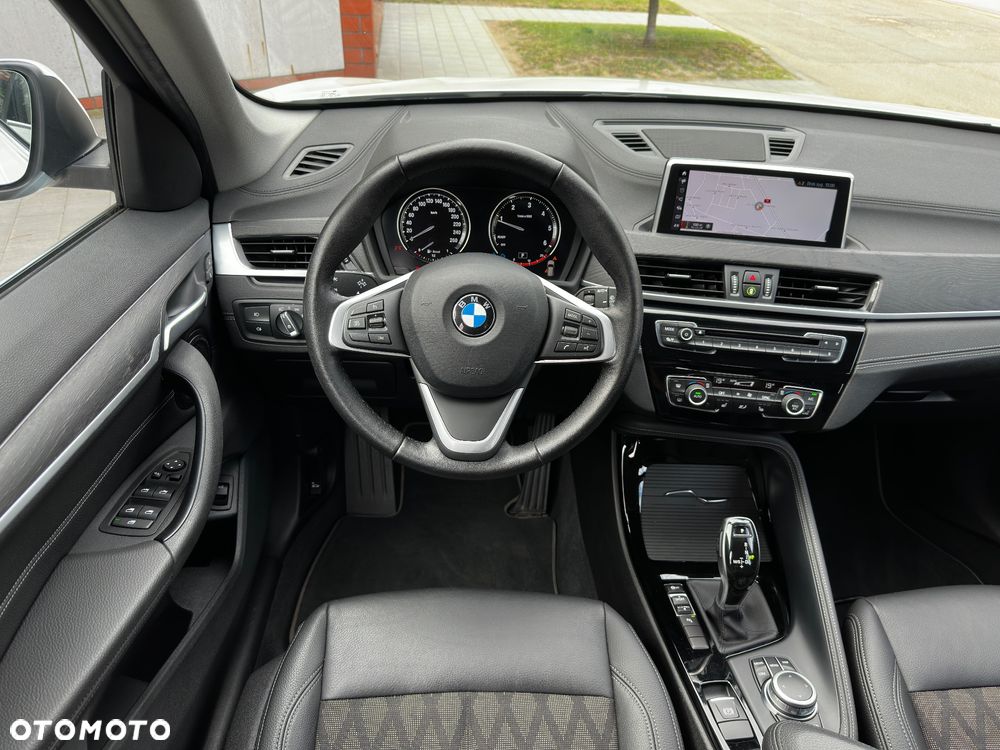 BMW X1 sDrive18d xLine sport - 13