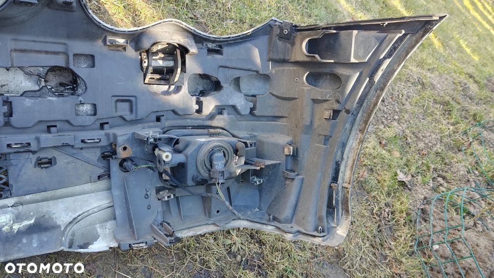 MERCEDES W203 Zderzak przedni Przód Pod Spryskiwacze Chrom 040 Czarny Xenon Avantgarde - 24