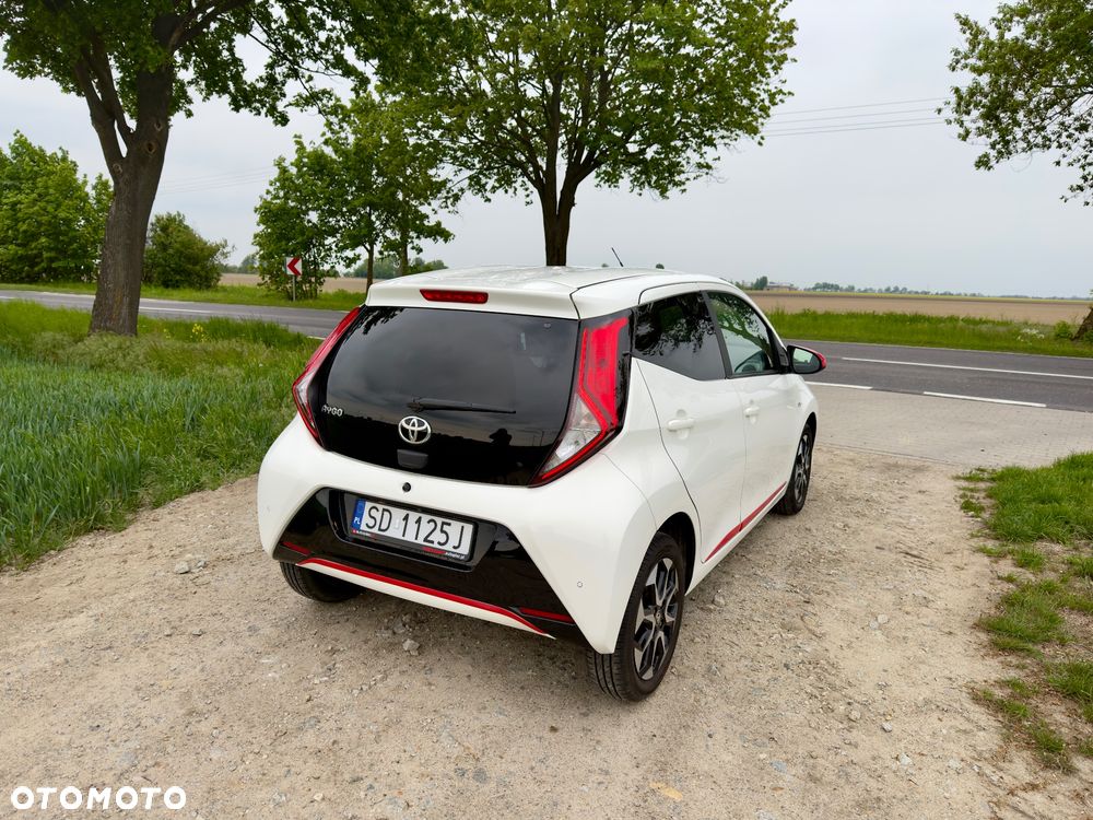 Toyota Aygo 1.0 VVT-i Color Edition - 11