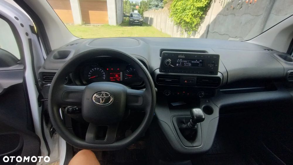 Toyota PROACE CITY - 17