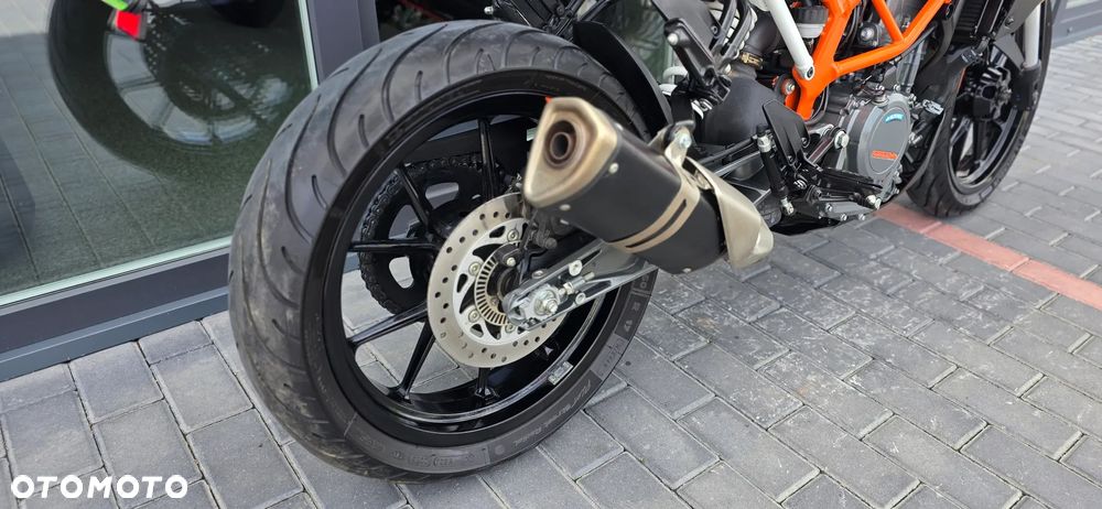 KTM Duke - 17