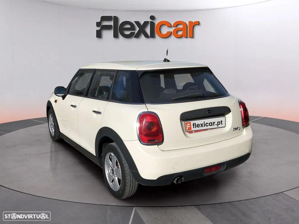 MINI 5 Portas One D - 6