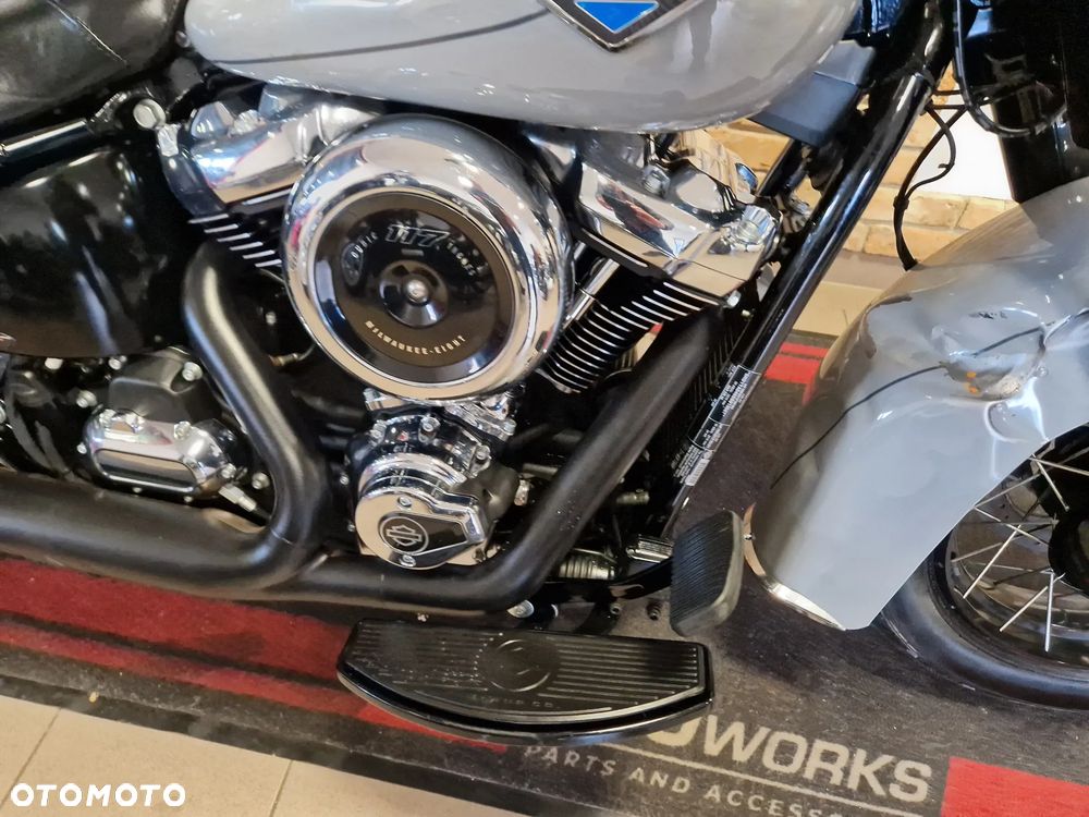 Harley-Davidson Softail Heritage Classic - 15