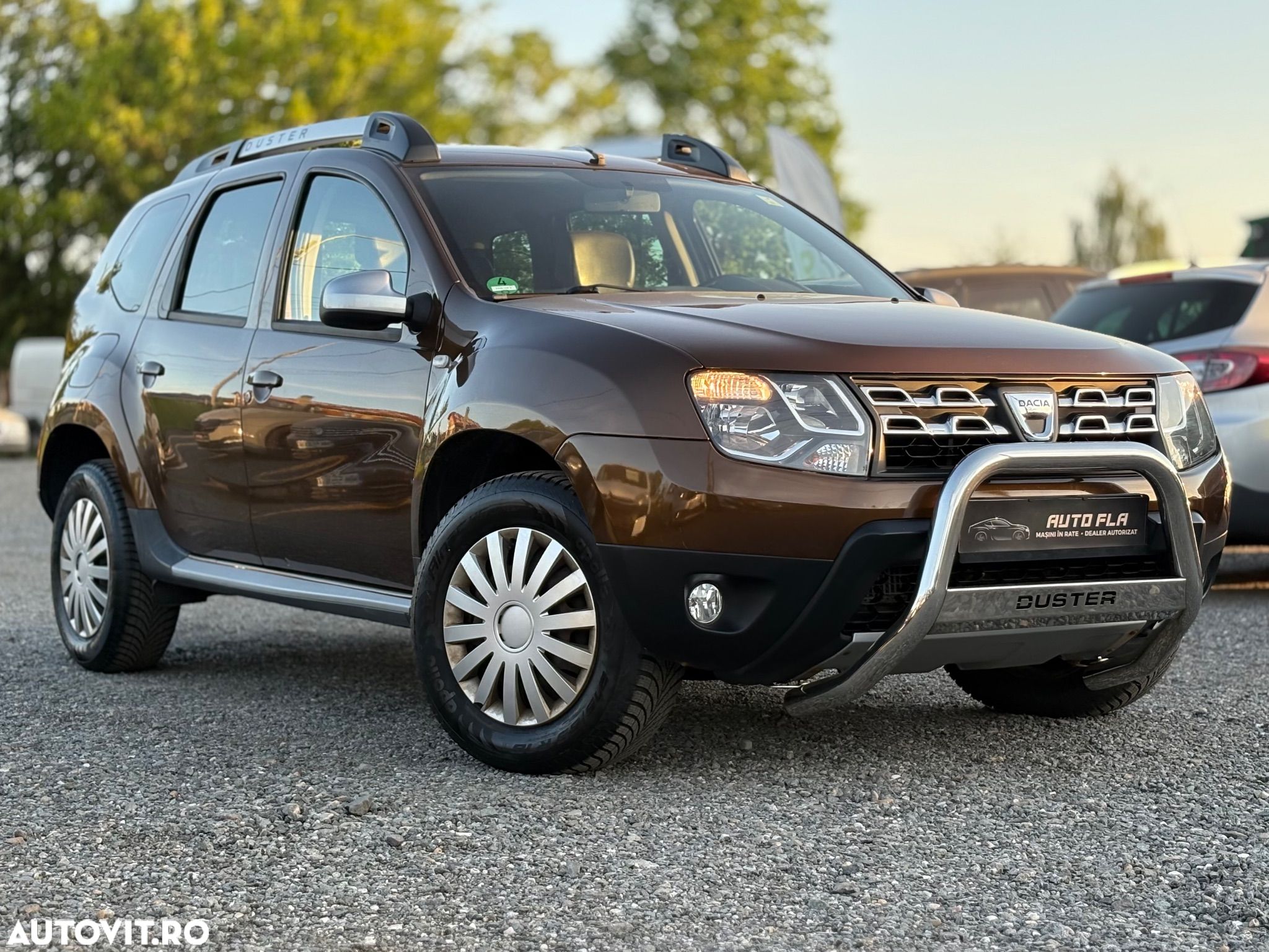 Dacia Duster TCe 125 4x2 Laureate - 1