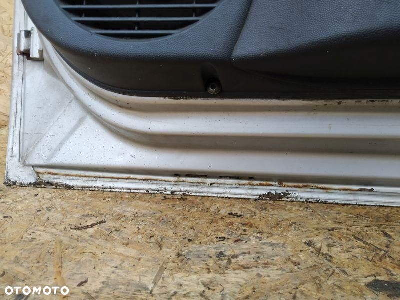 DRZWI PRAWE PRZEDNI PRZÓD PRAWY OPEL CORSA C SREBRNE - 15