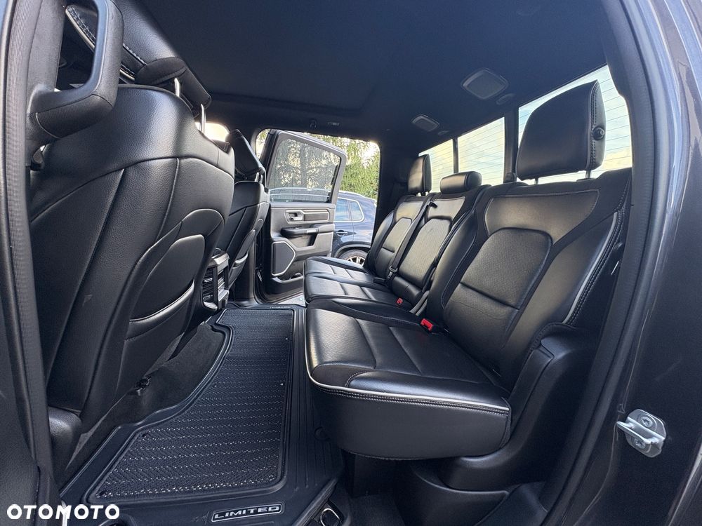 RAM 1500 Crew Cab Shortbed Laramie - 7