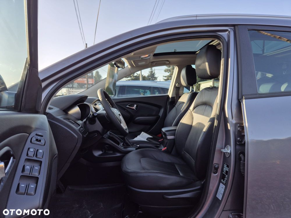 Hyundai ix35 2.0 CRDi Premium 4WD - 4
