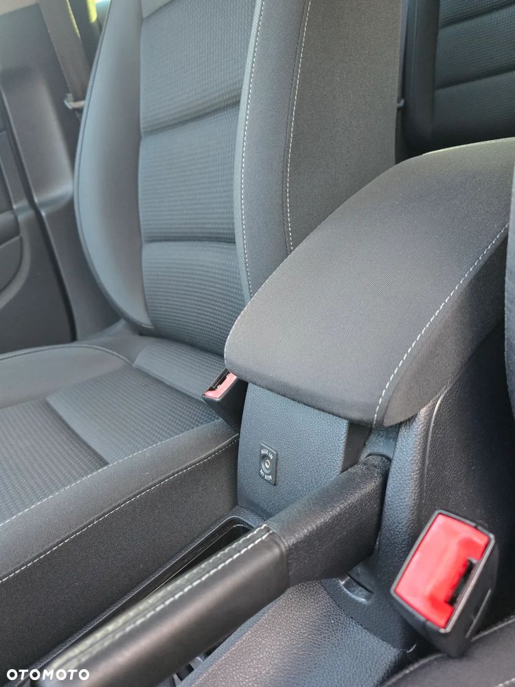 Volkswagen Golf 1.2 TSI Team - 11