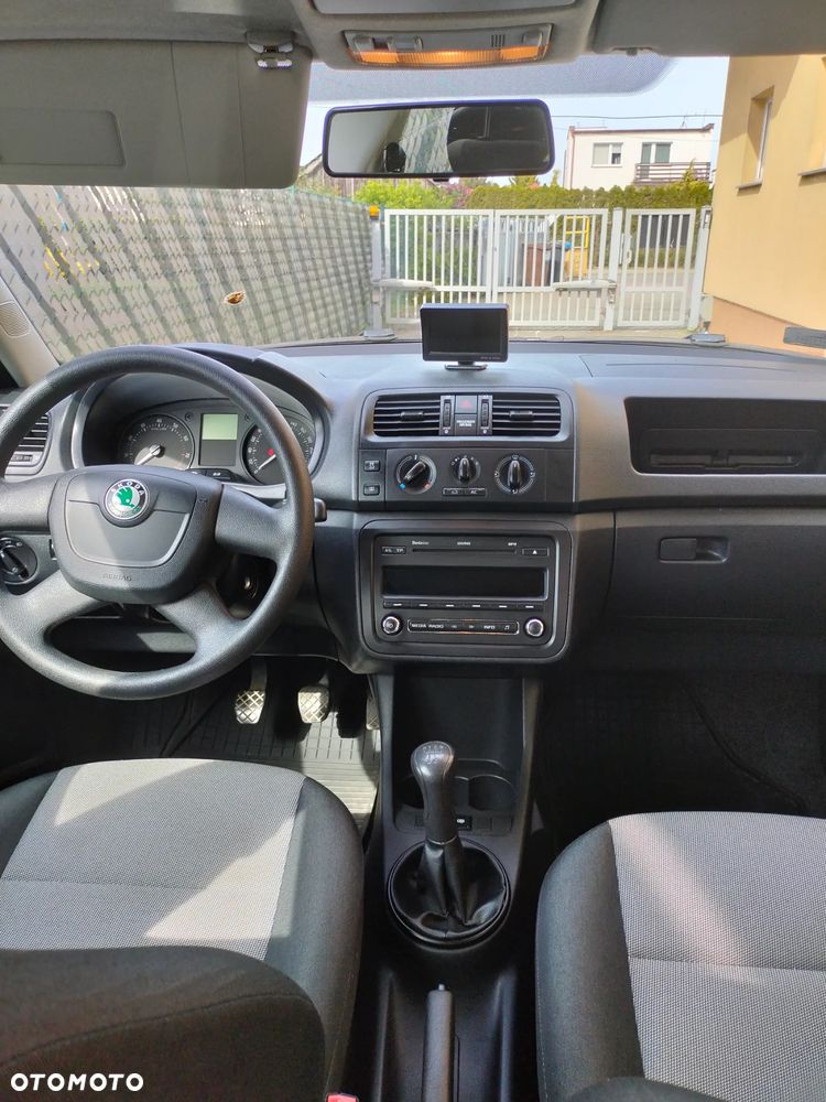 Skoda Fabia 1.4 16V Active - 12