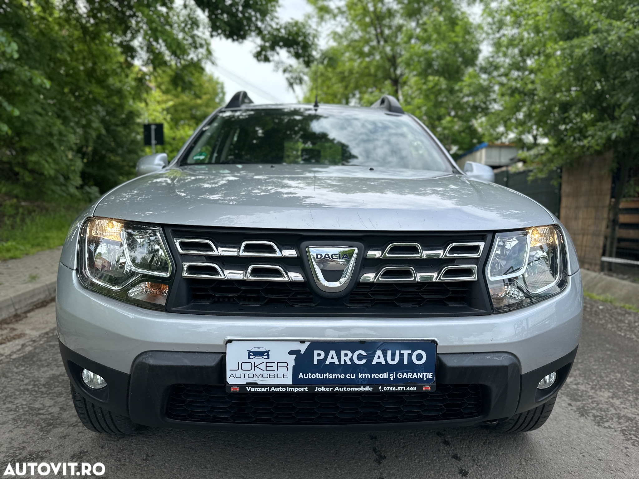 Dacia Duster 1.2 TCe 4x2 Laureate - 16