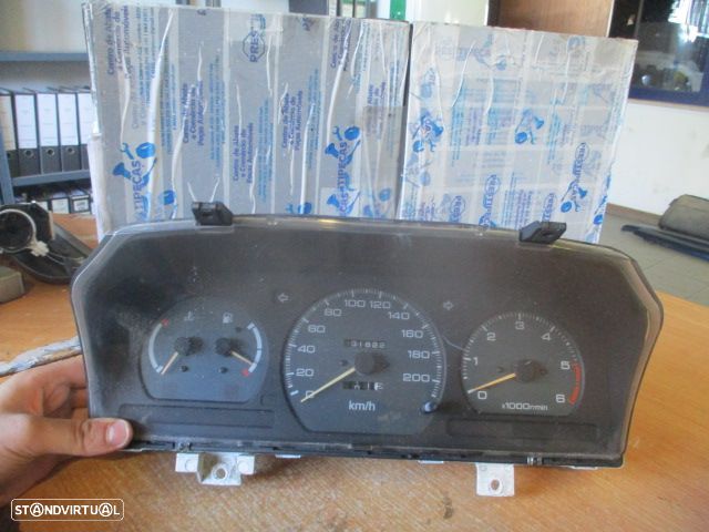 Quadrante MB917973 MITSUBISHI SPACE WAGON 1993 2.0TD 82CV 5P VERMELHO KM/H 231822 - 1