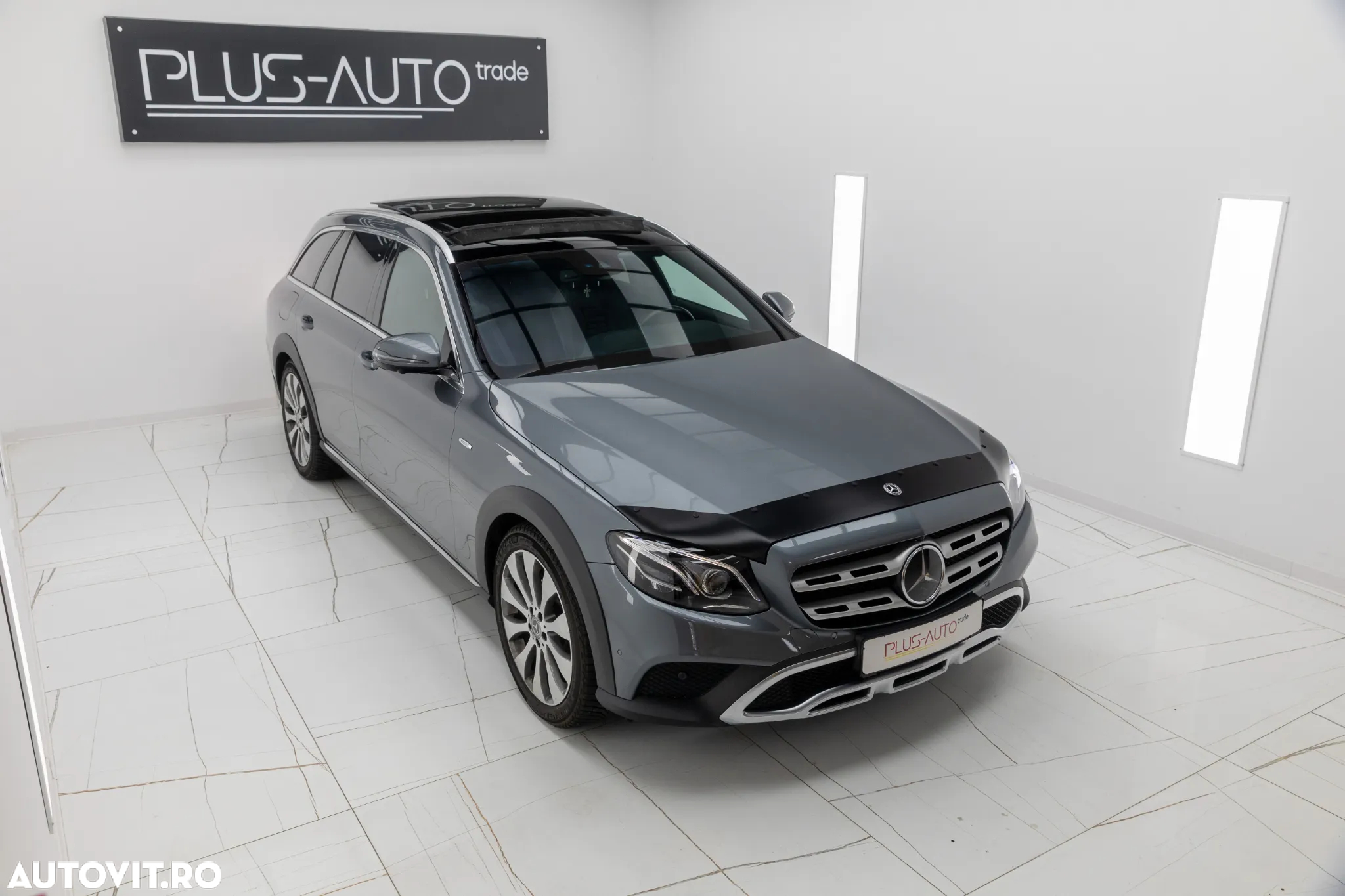Mercedes-Benz E 220 d 4Matic 9G-TRONIC Avantgarde - 6