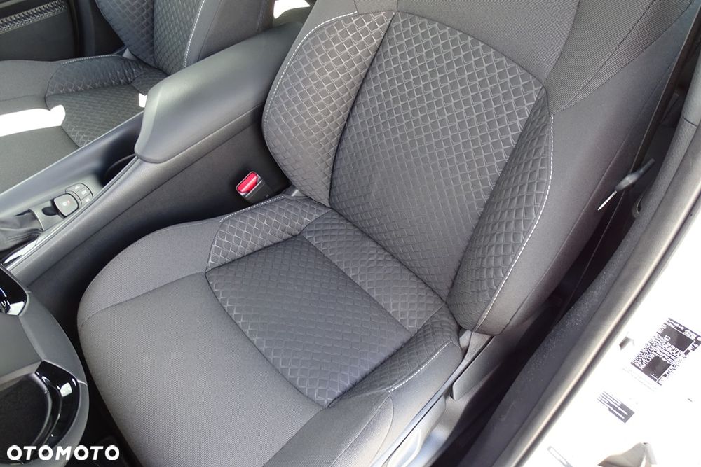 Toyota C-HR Business-Edition - 20