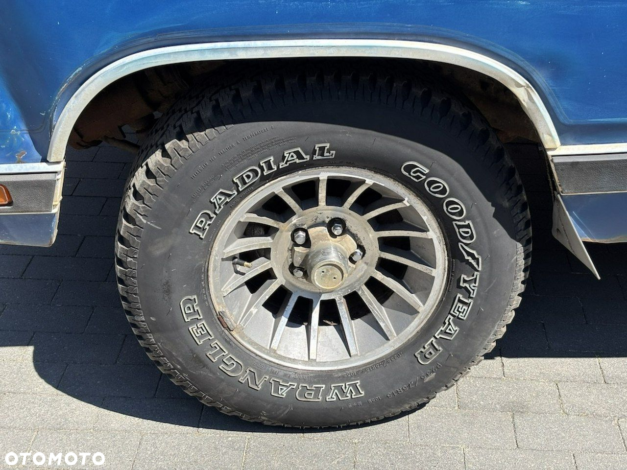 Dodge RAM - 24