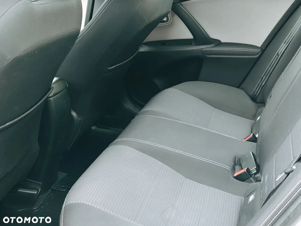 Toyota Avensis 2.0 D-4D Active Business - 22