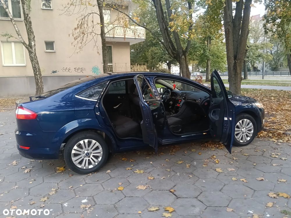 Ford Mondeo - 23