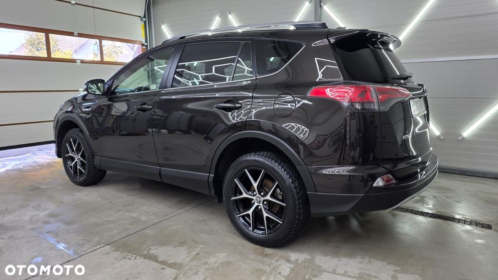 Toyota RAV4 Hybrid Premium 4x2 - 9