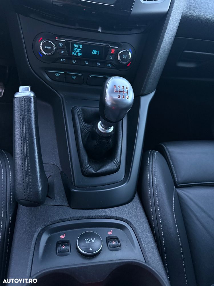Ford Focus - 9