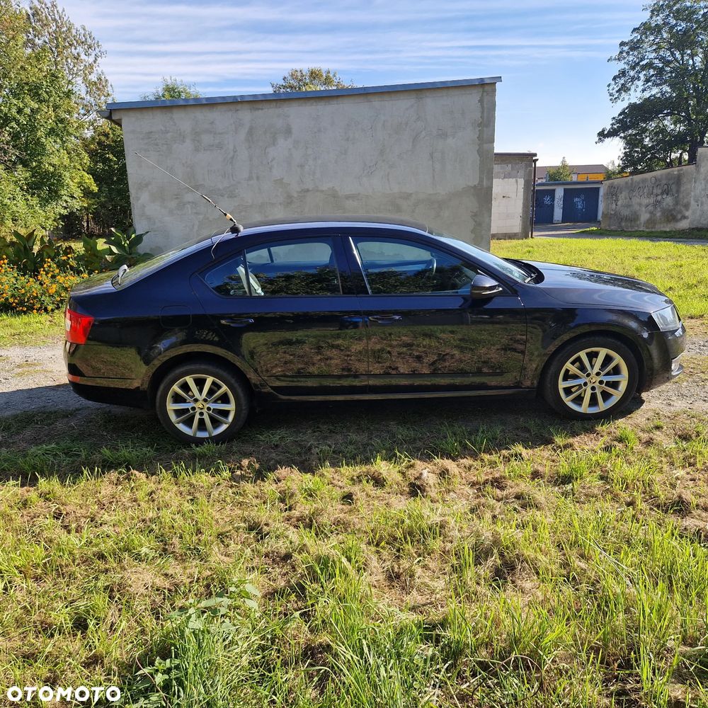 Skoda Octavia 1.4 TSI Ambition - 8