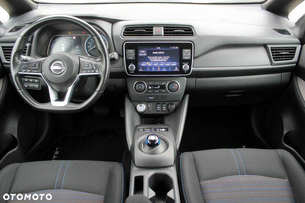 Nissan Leaf 40kWh Acenta - 11