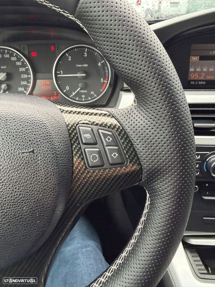 BMW 320 d Cabrio - 32