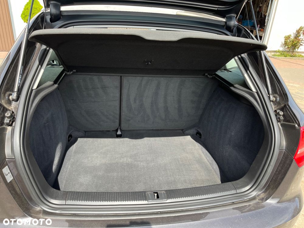 Audi A3 Sportback 2.0 TDI DPF Ambition - 13