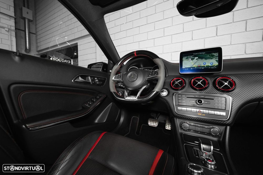 Mercedes-Benz A 45 AMG 4Matic Speedshift 7G-DCT - 44